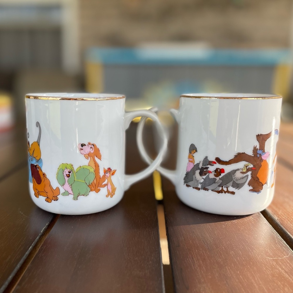 Set of 2 Vintage Disney Mugs - Picture 3 of 6